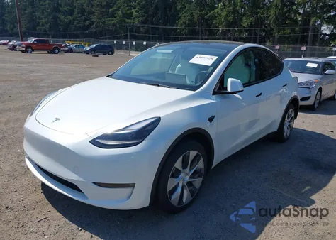 2023 Tesla Model Y Awd/Long Range Dual Motor All-Wheel Drive from USA, damaged, VIN 7SAYGDEE1PF816935